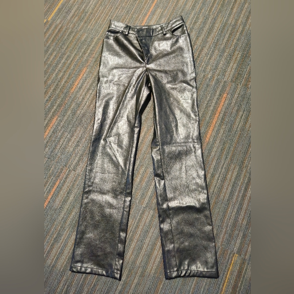 Forever 21 Faux Leather Pants Womans Small Black Buttons Up